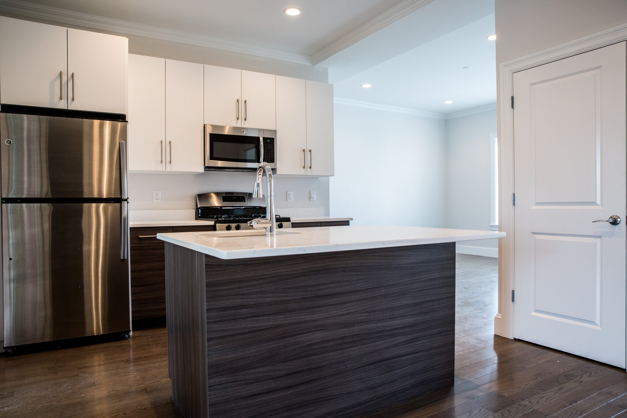 12 Harvard Ter, Allston