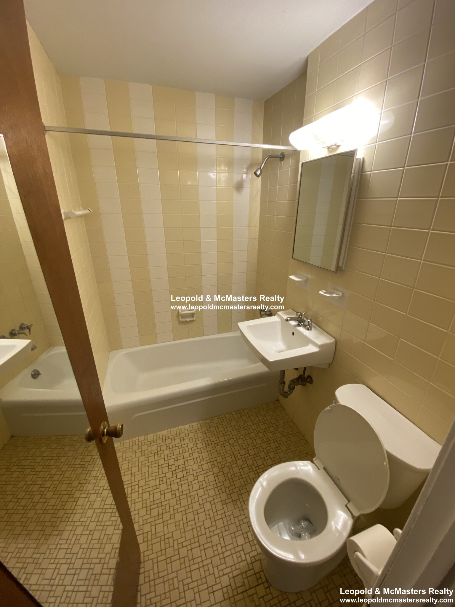 64 Brighton Ave, Allston