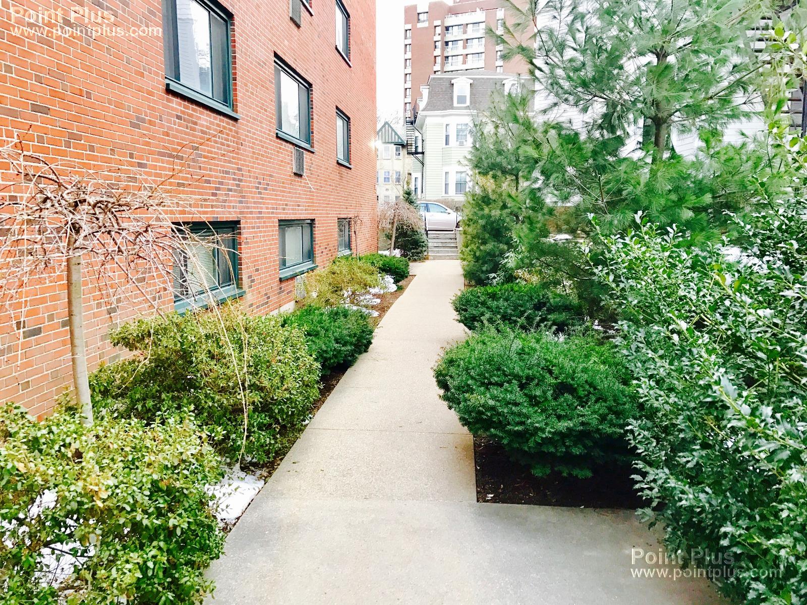 375 Harvard St, Harvard Square