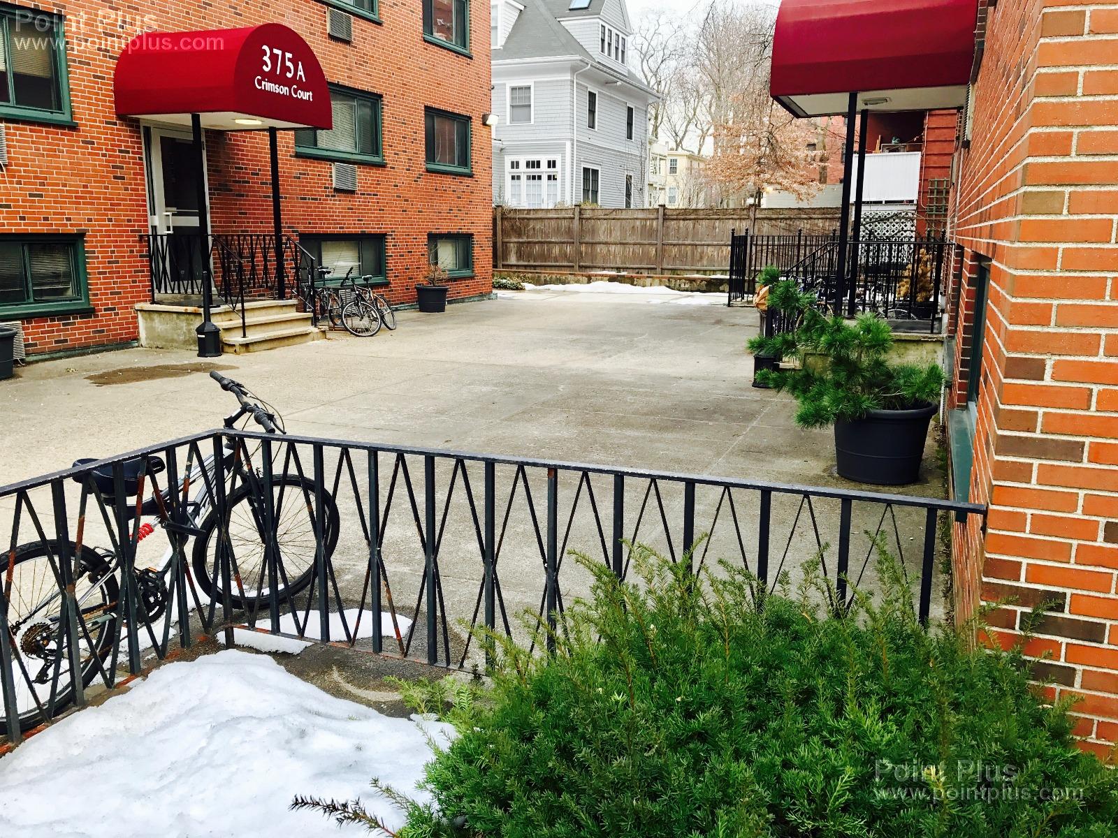 375 Harvard St, Harvard Square