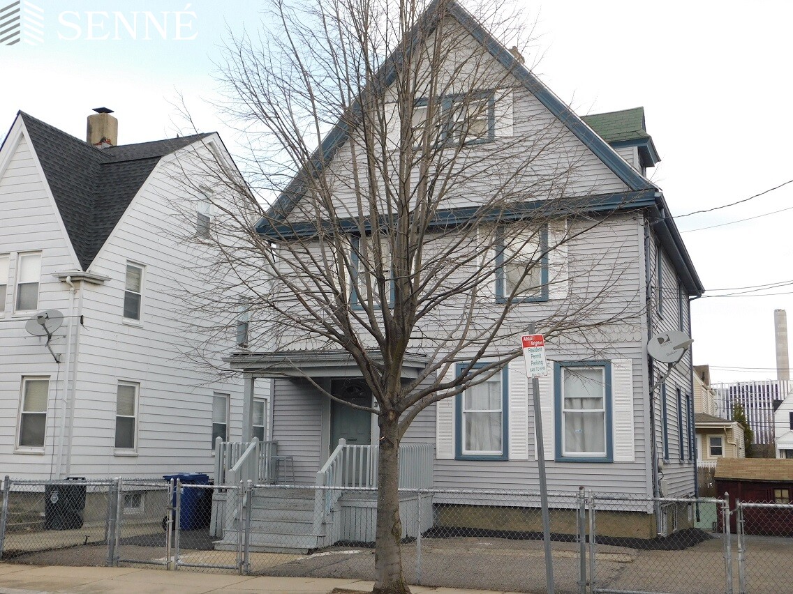 31 Seattle St, Lower Allston