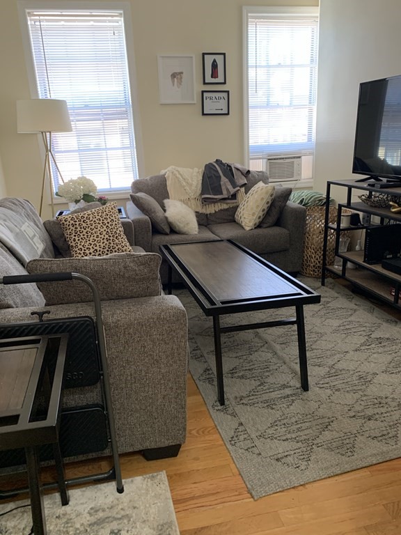 28 Phillips St, Beacon Hill