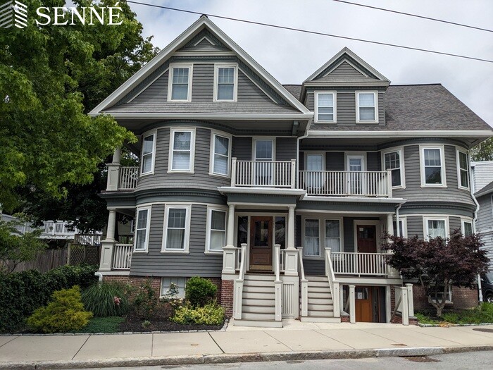 243 Huron Ave, West Cambridge