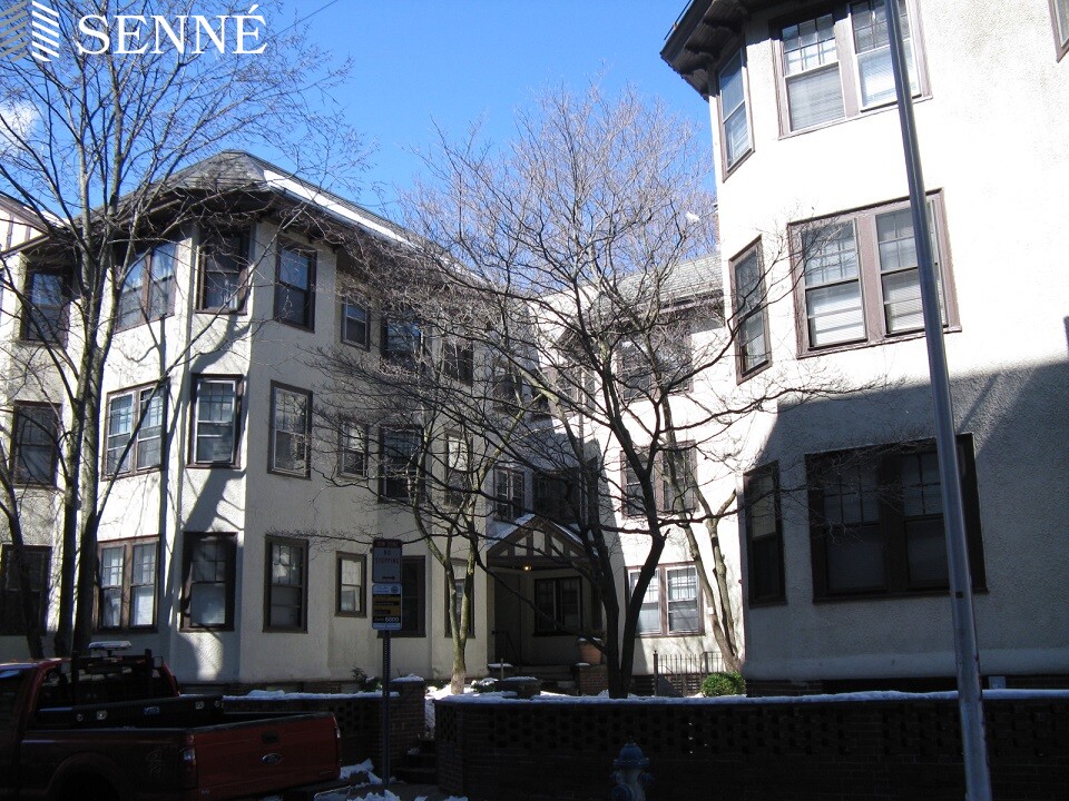 13 Story St, Harvard Square