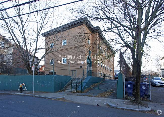 20 Armington St, Allston