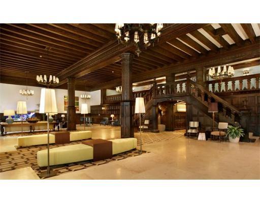 20 Chapel St, Longwood