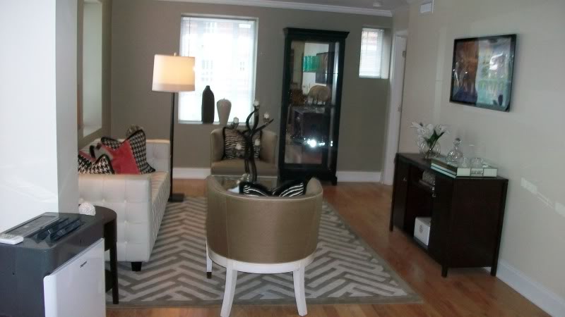 20 Chapel St, Longwood