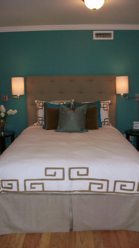 20 Chapel St, Longwood