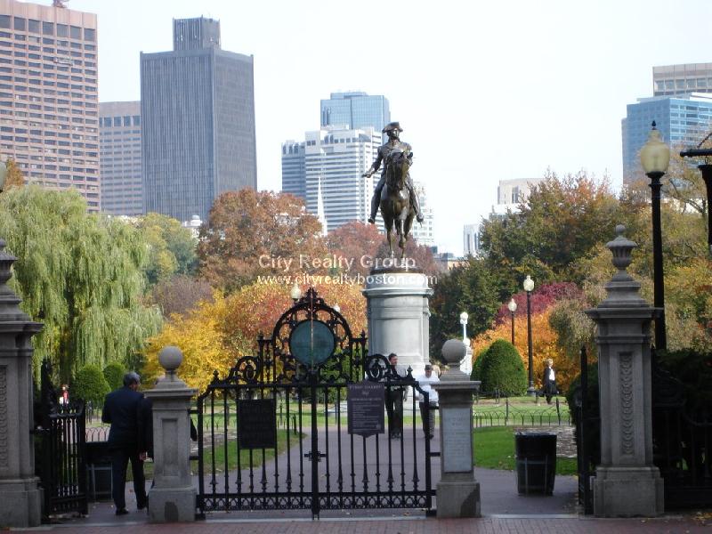 25 Melrose St, Back Bay