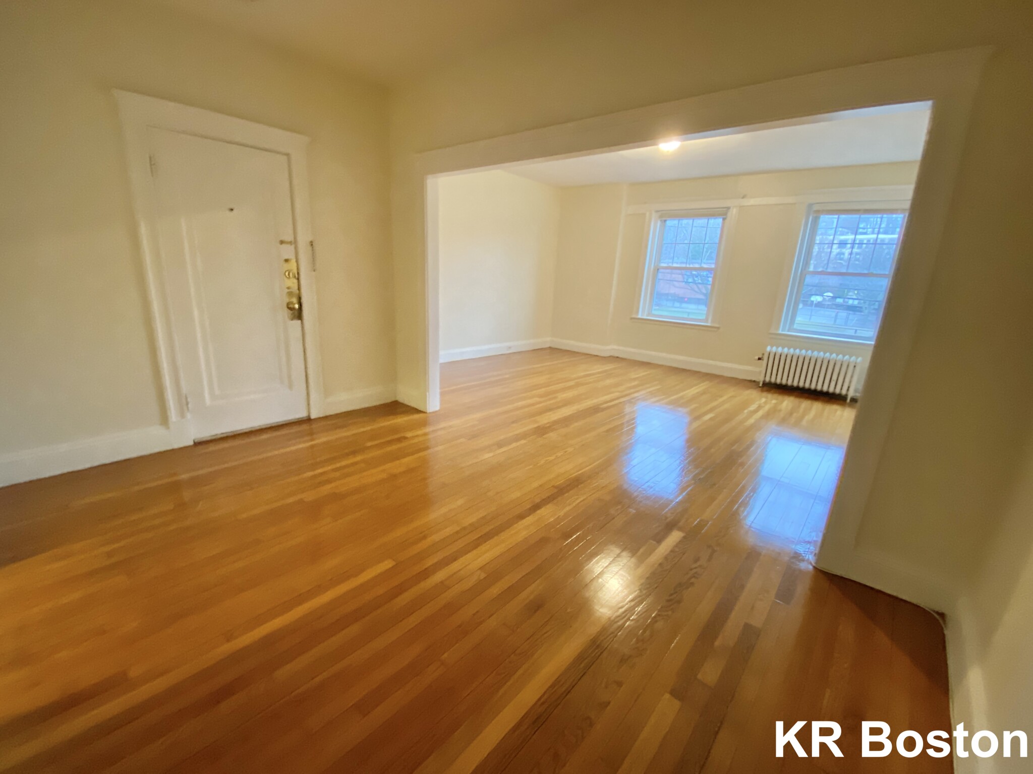 725 Washington St, Chestnut Hill