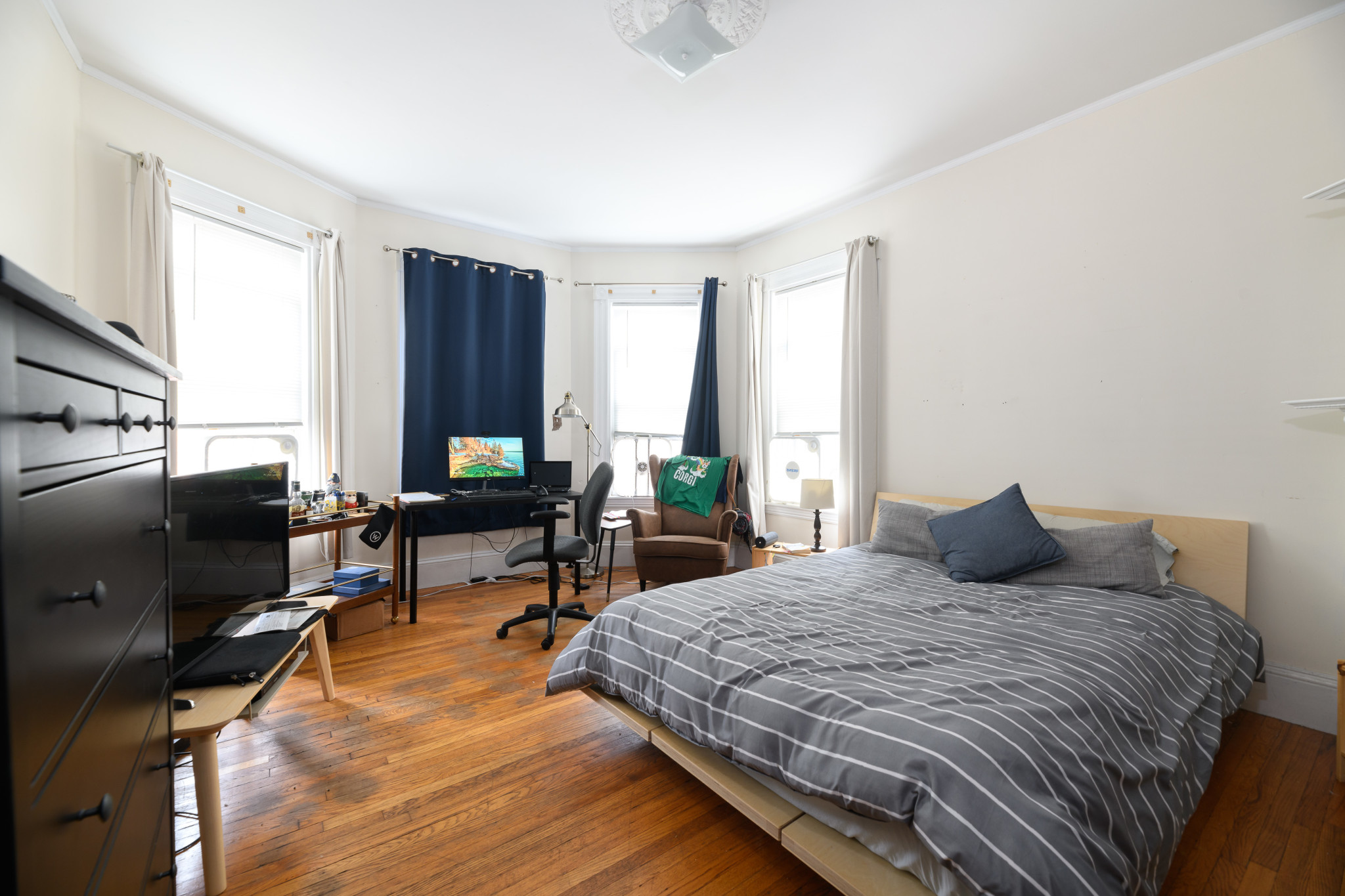 19 Trowbridge St, Harvard Square