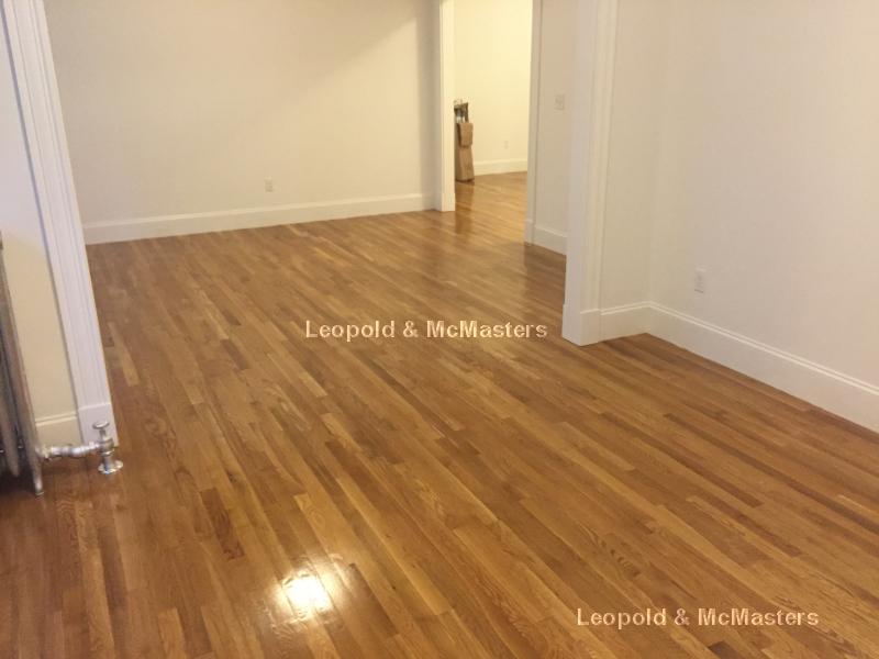 83 Winchester St, Coolidge Corner