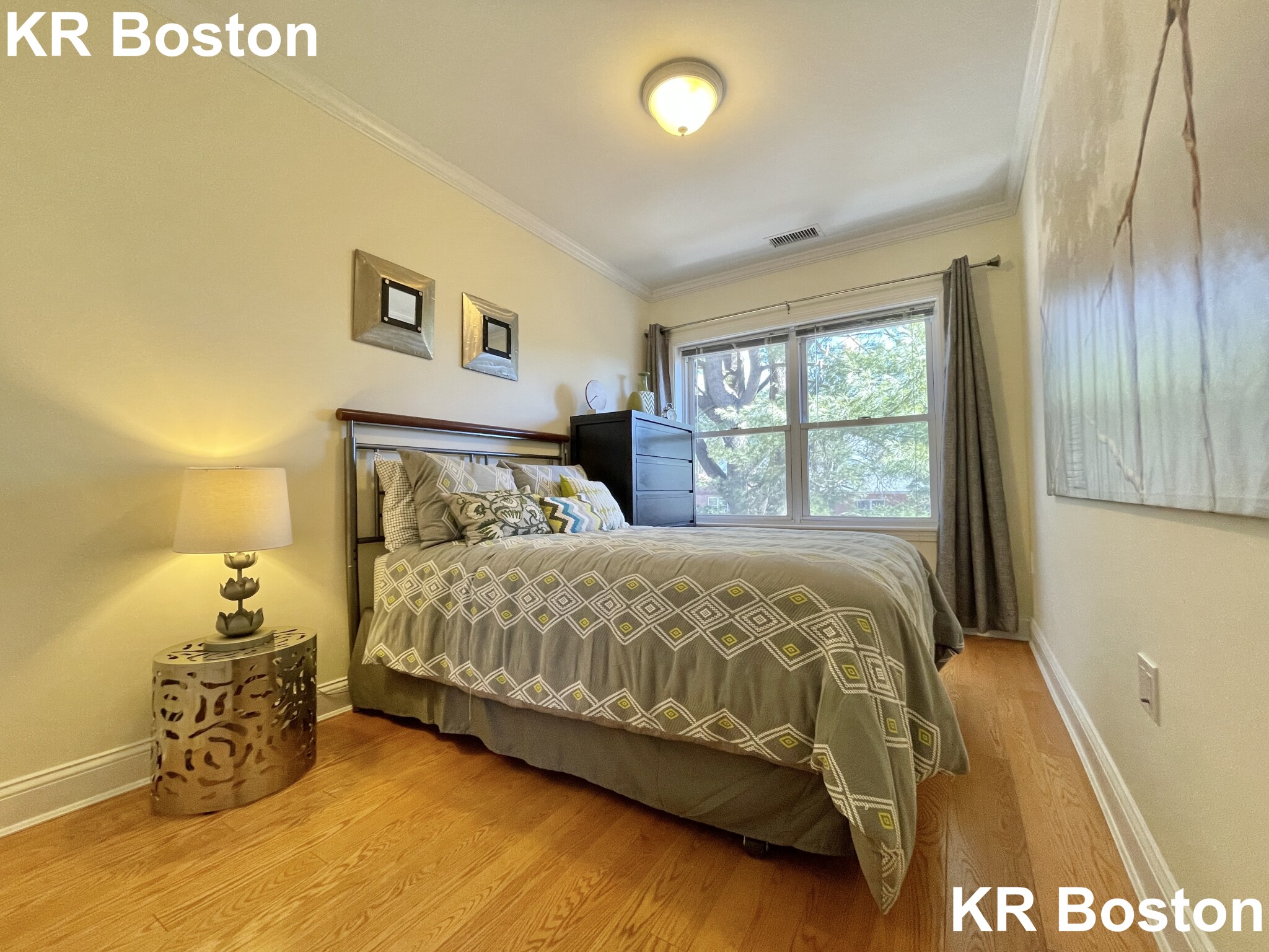 221 Independence Dr, Chestnut Hill