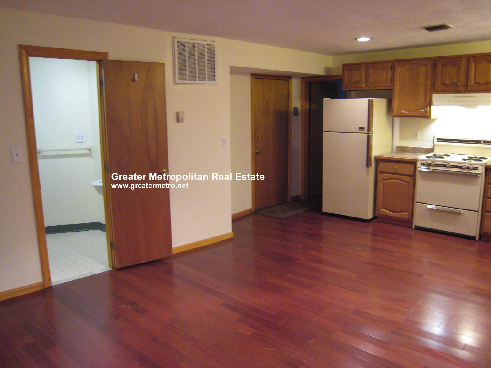 3 Holden Ct, North End