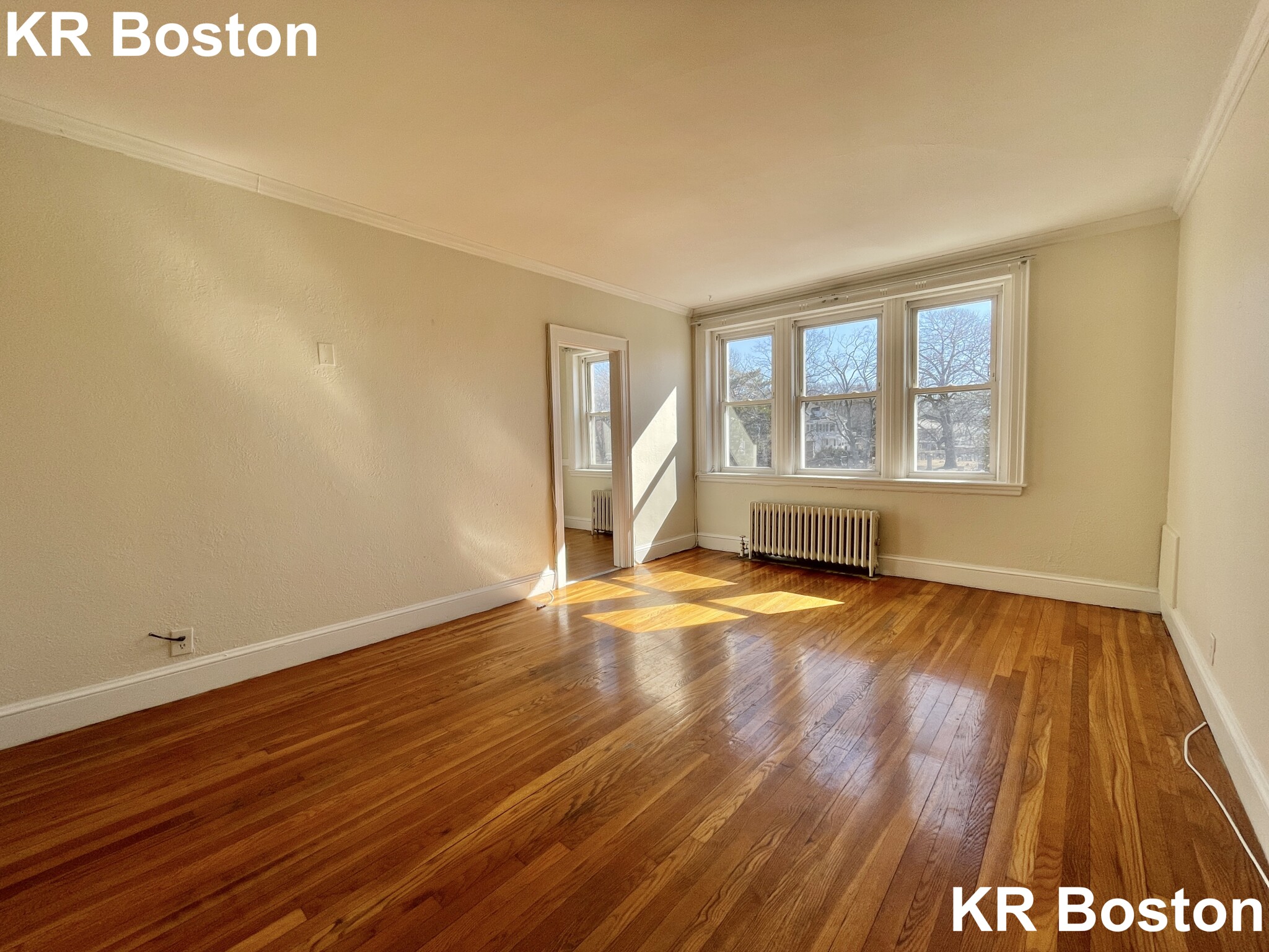 2045 Commonwealth Ave, Brighton