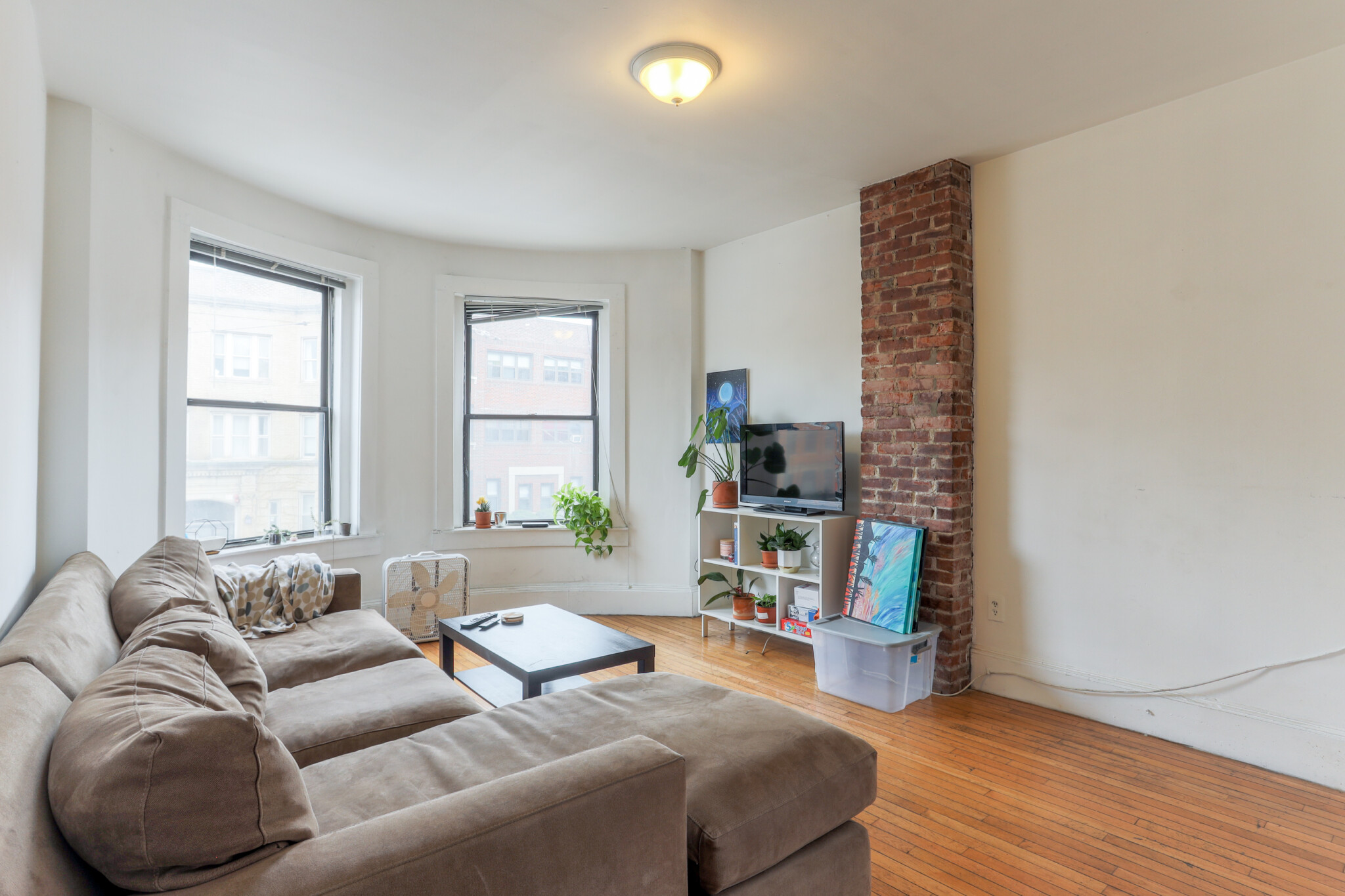 878 Huntington Ave, Mission Hill