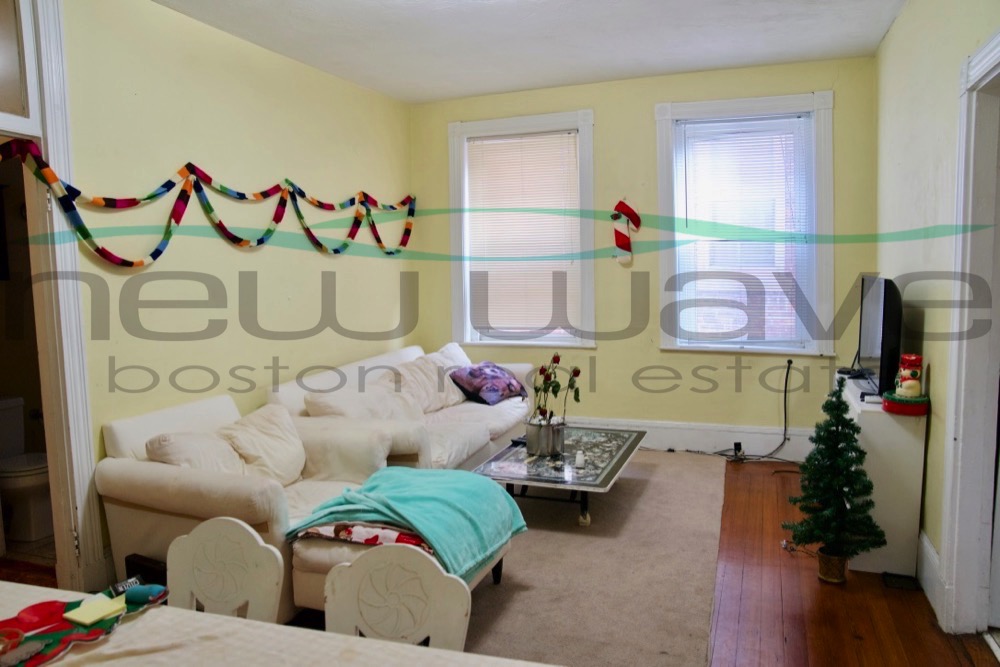 71 South Huntington, Mission Hill