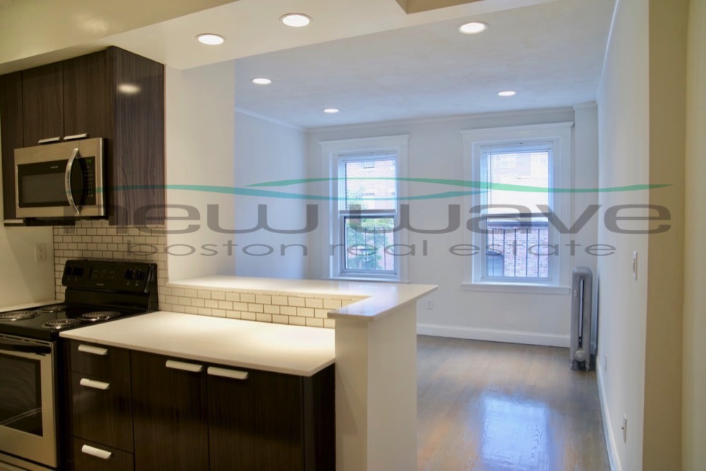 51 Queensberry St, Fenway