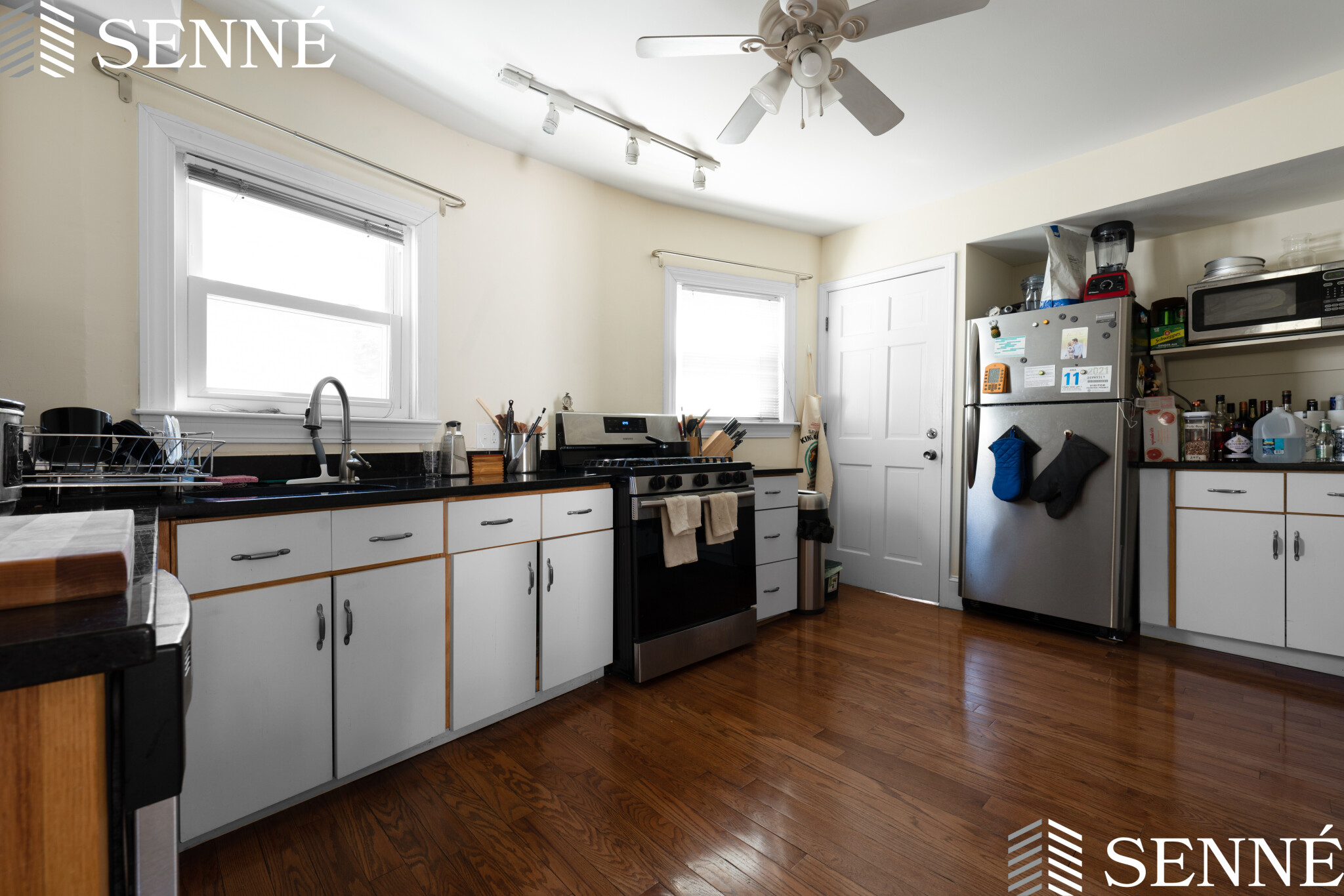 1 Porter Cir, Porter Square