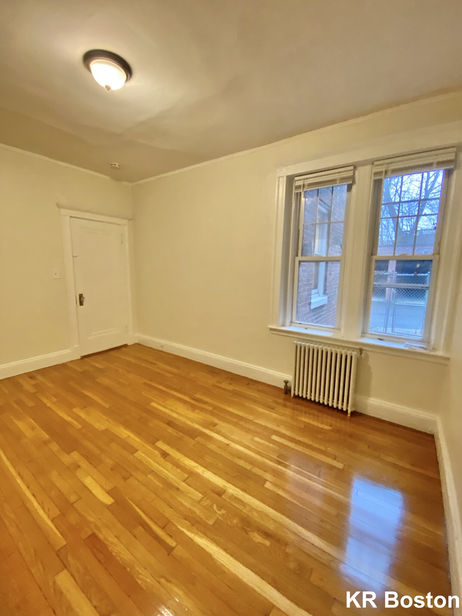 724 Washington St, Chestnut Hill