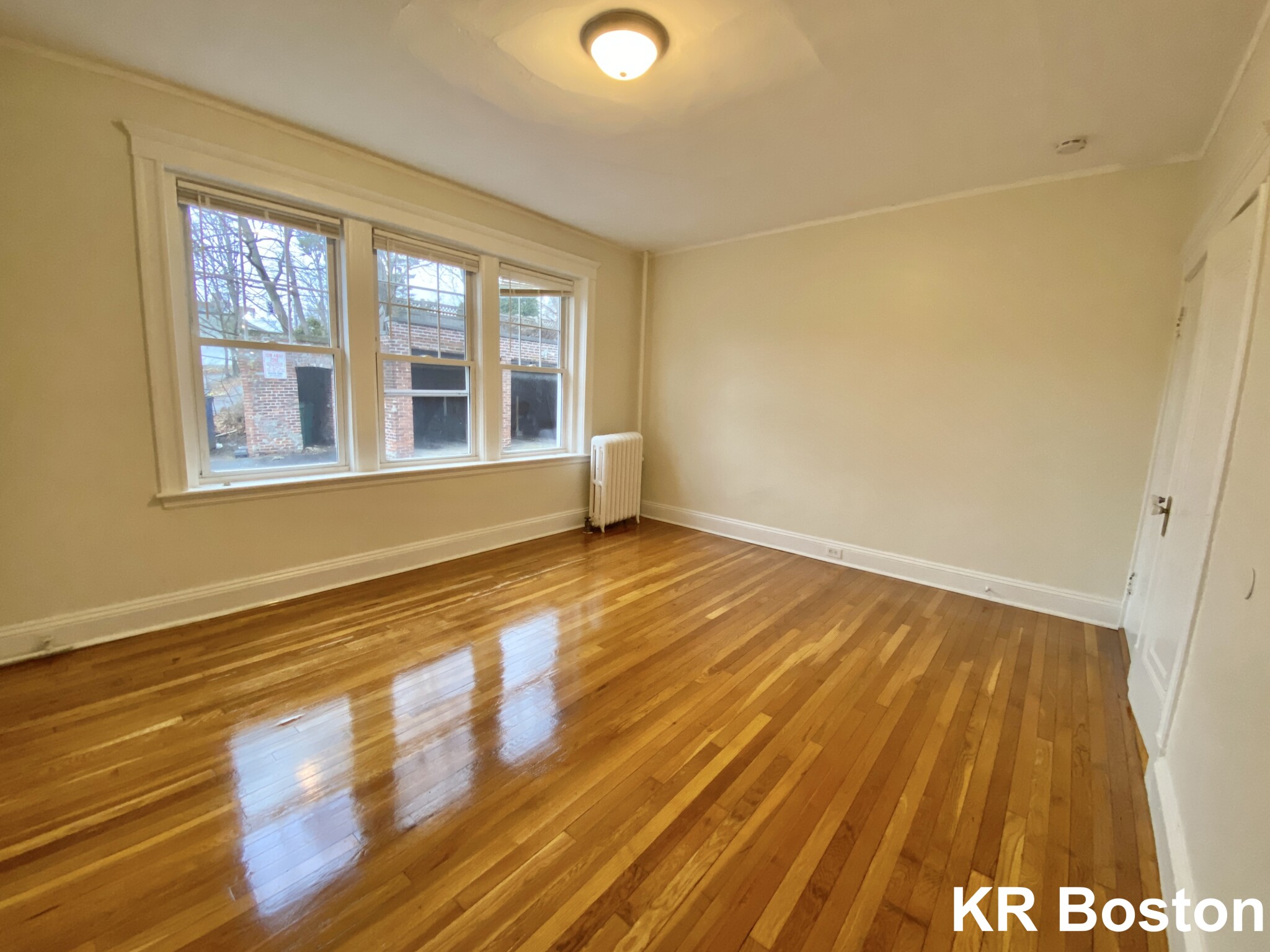 724 Washington St, Chestnut Hill