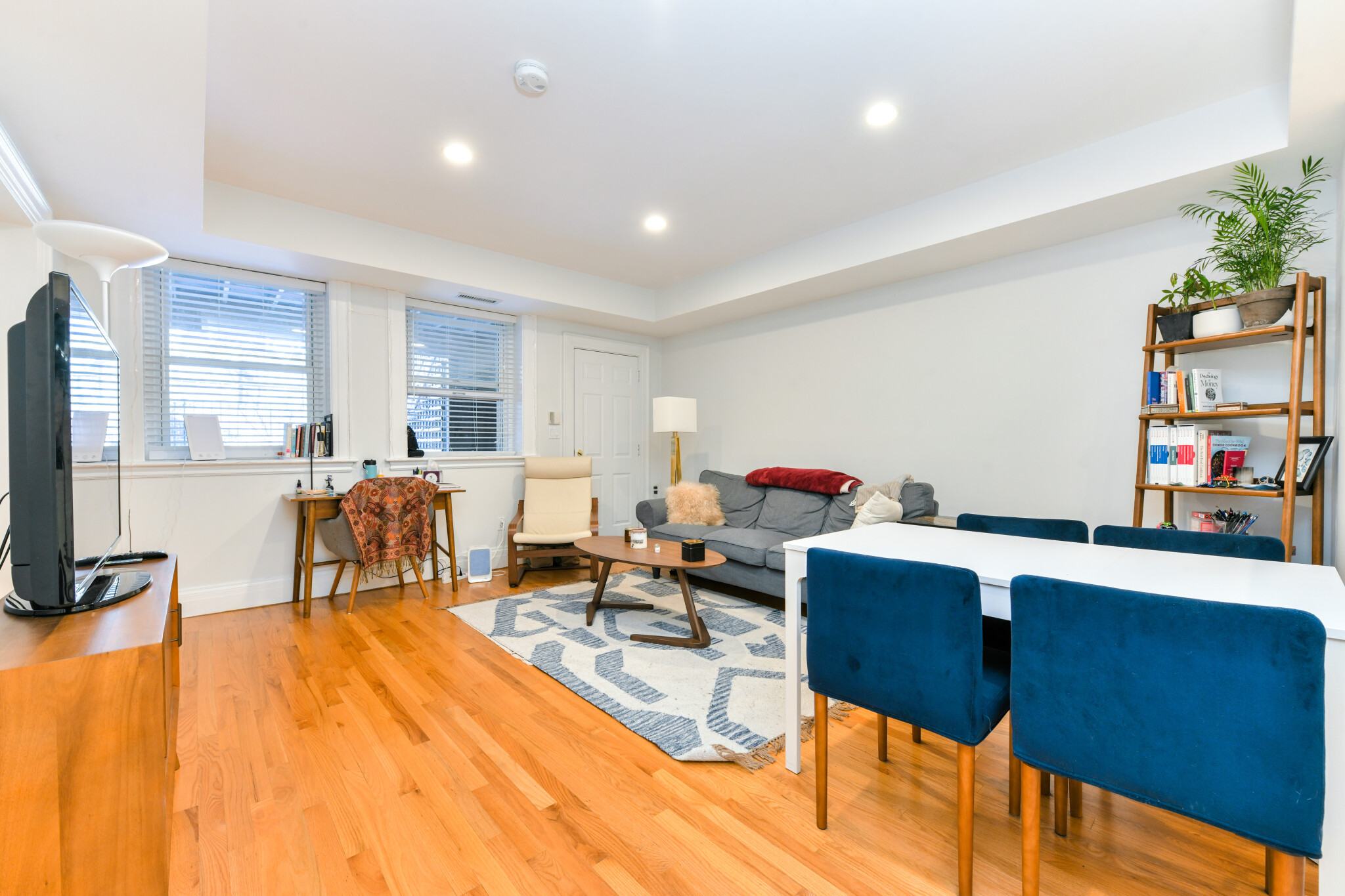 74 Monmouth St, Longwood