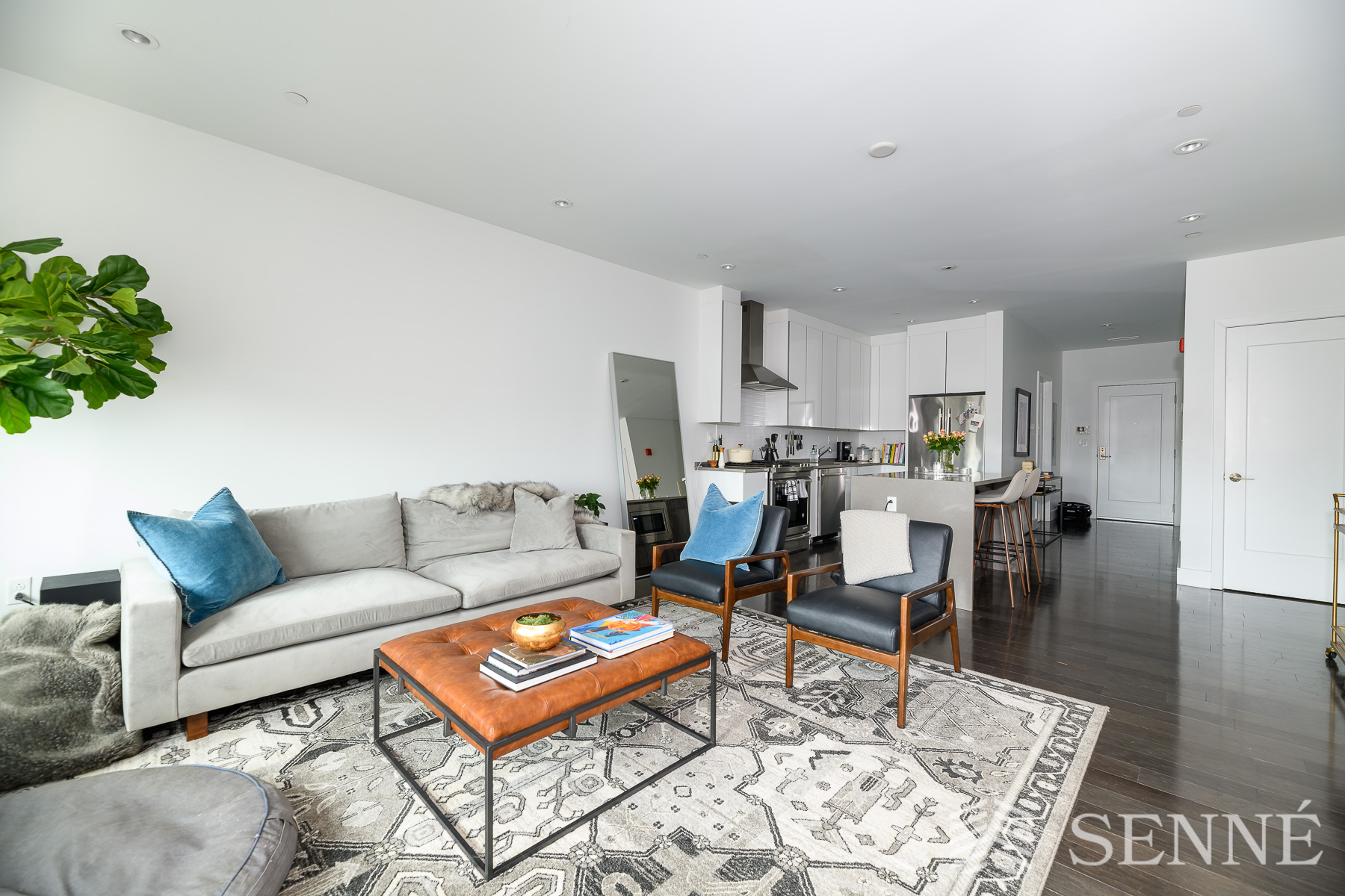 2 West 6th St, South Boston