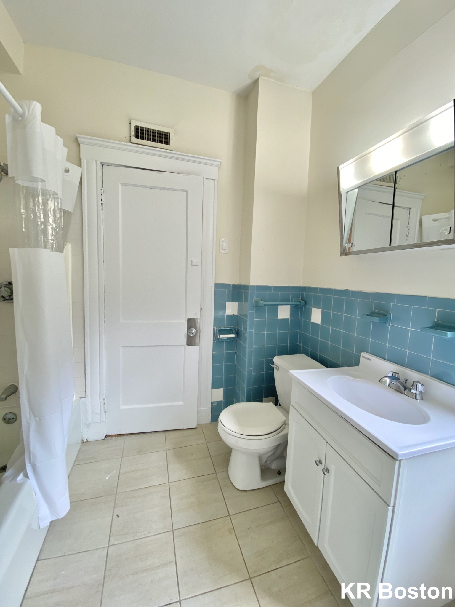 23 Hamilton Rd, Coolidge Corner