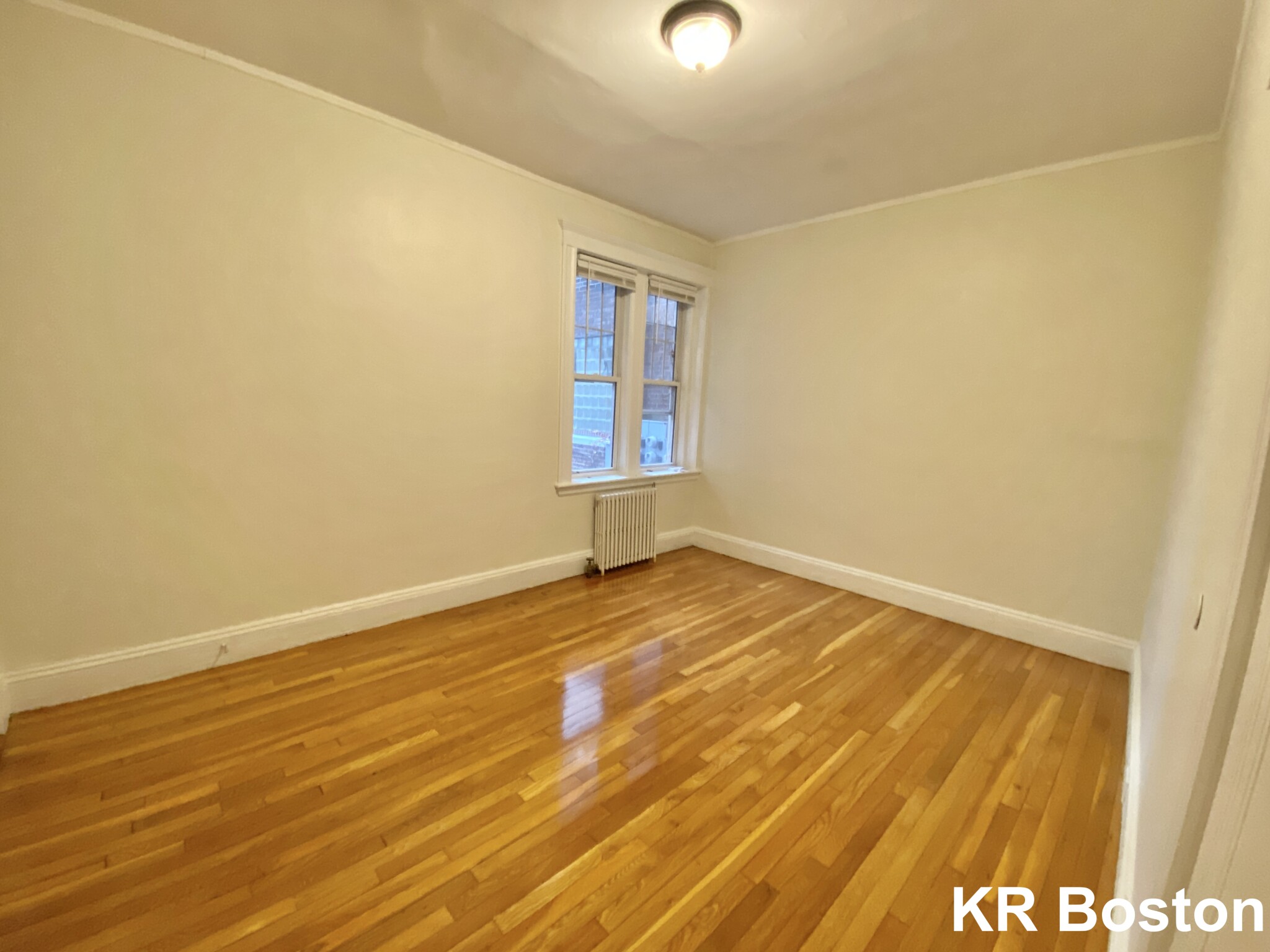 719 Washington St, Washington Square