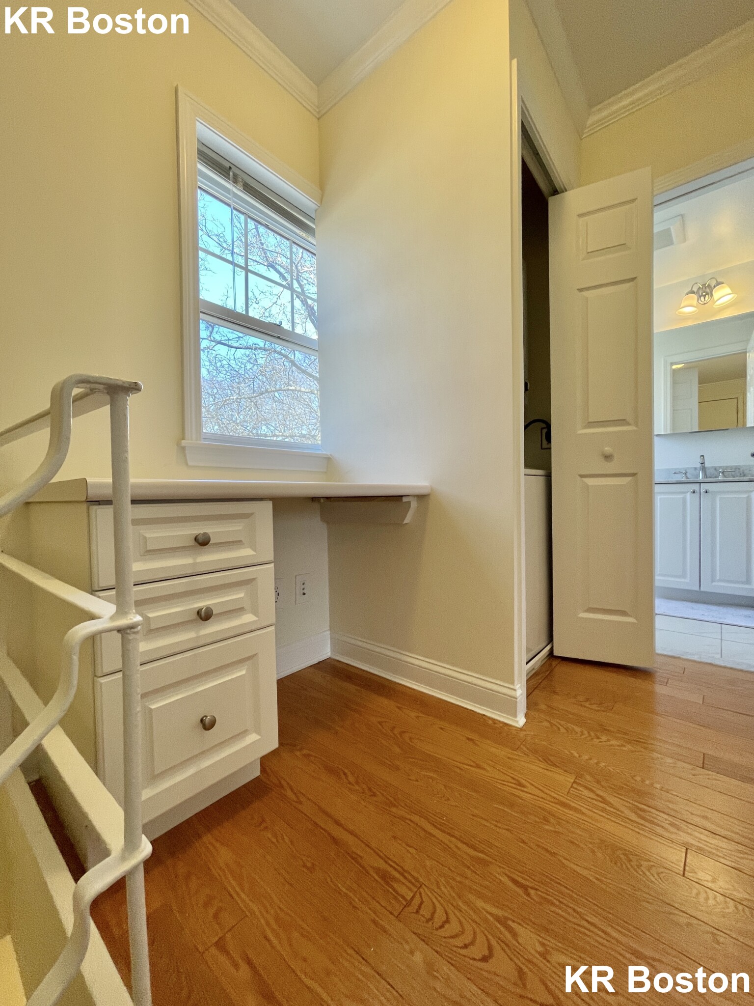 206 Independence Dr, Chestnut Hill