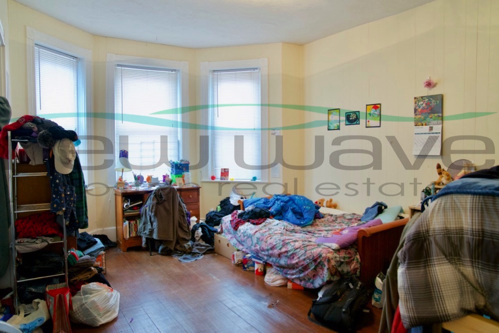 71 South Huntington, Mission Hill