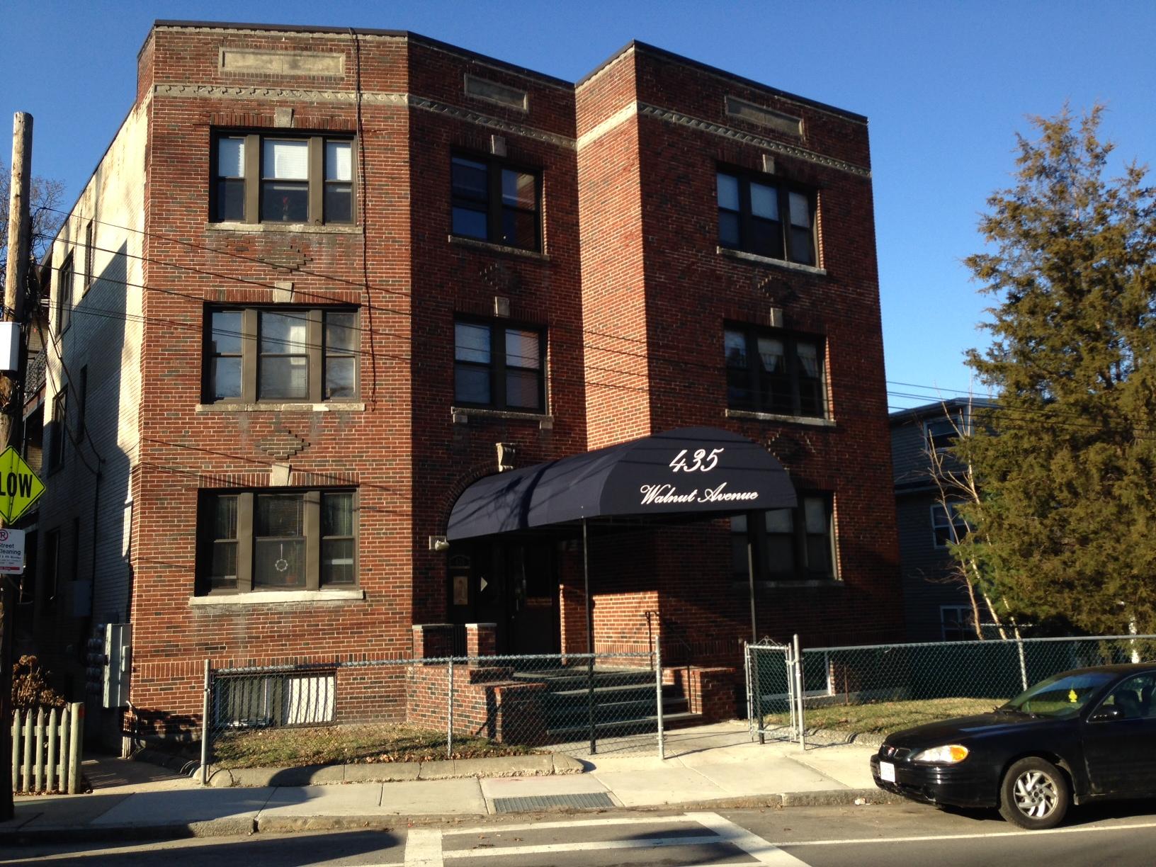 435 Walnut Ave, Jamaica Plain