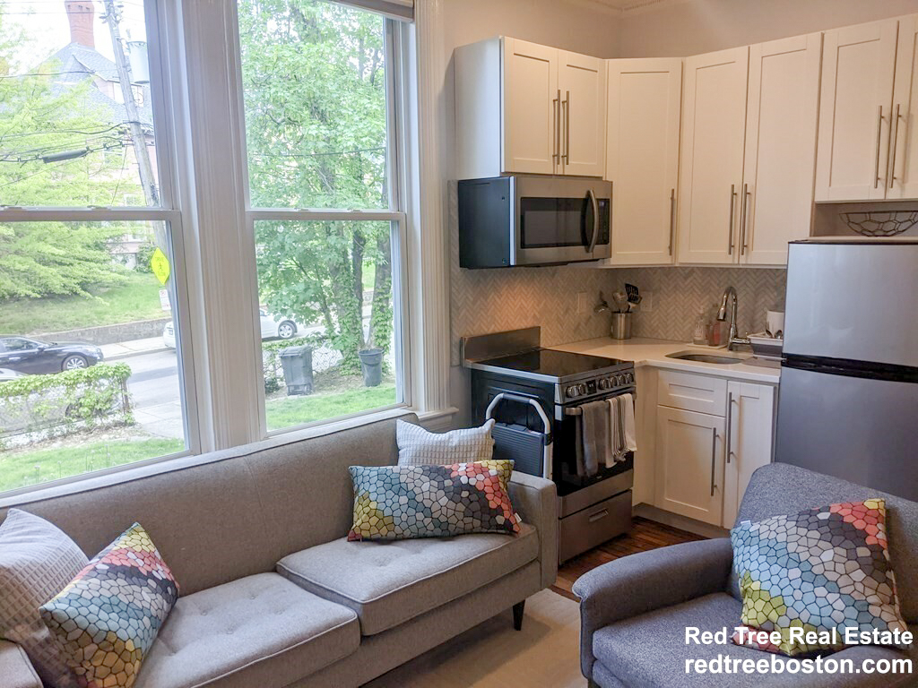 41 Elmore St, Roxbury