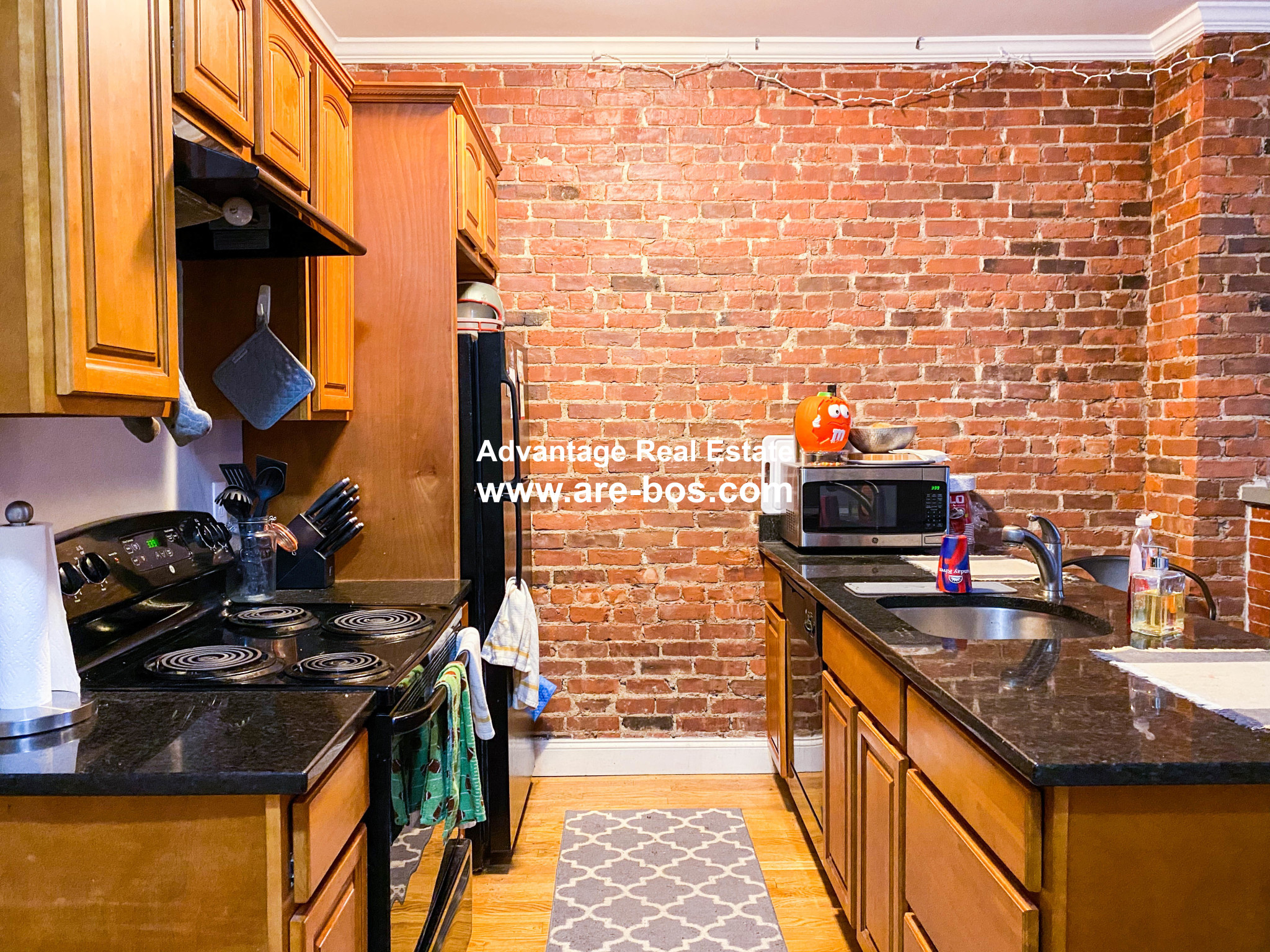 23 Saint Lukes Rd, Allston