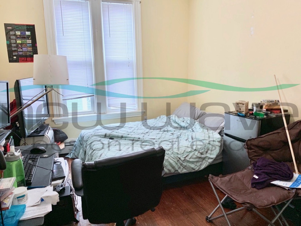 719 Parker St, Mission Hill