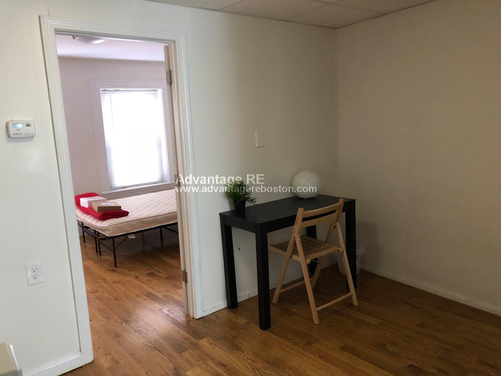 10 Wiget St, North End