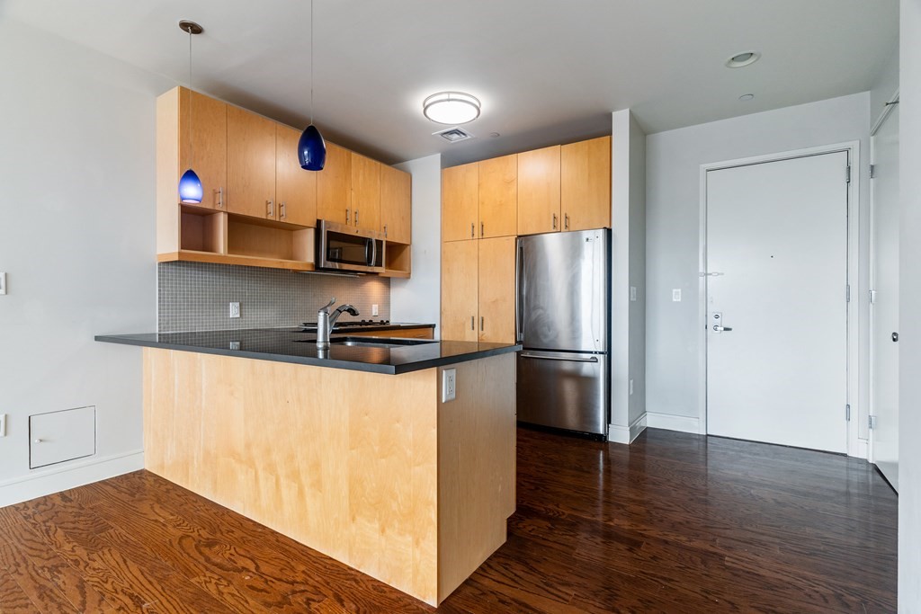 700 Harrison Ave, South End