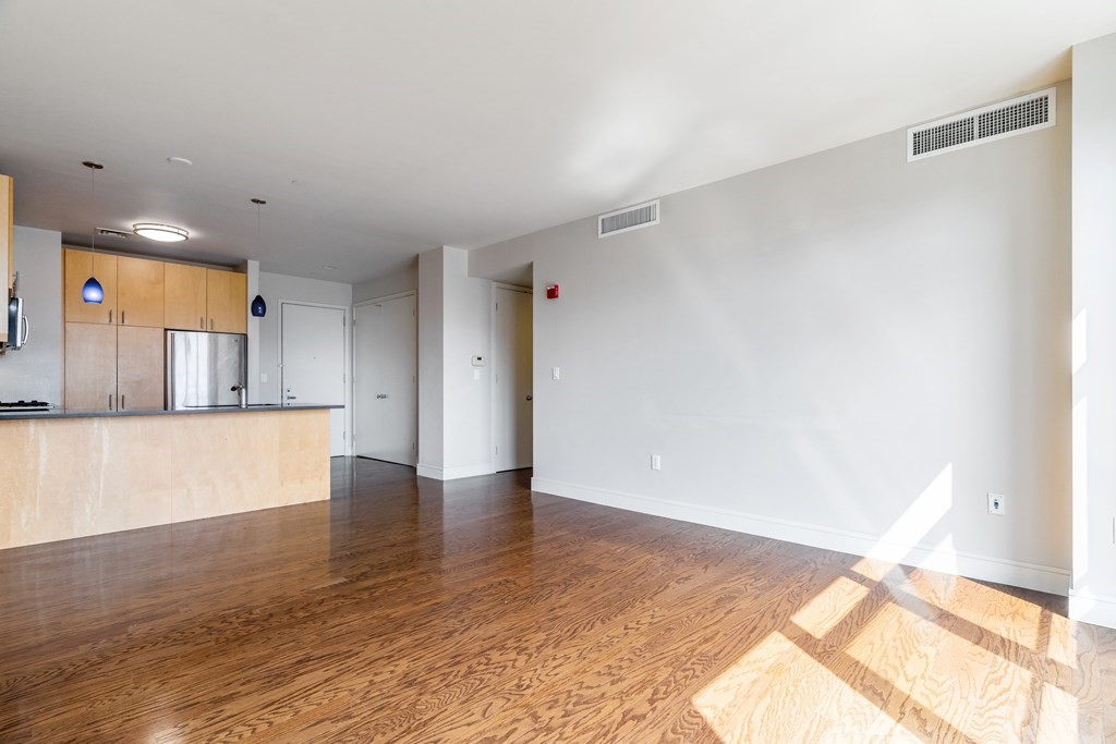 700 Harrison Ave, South End