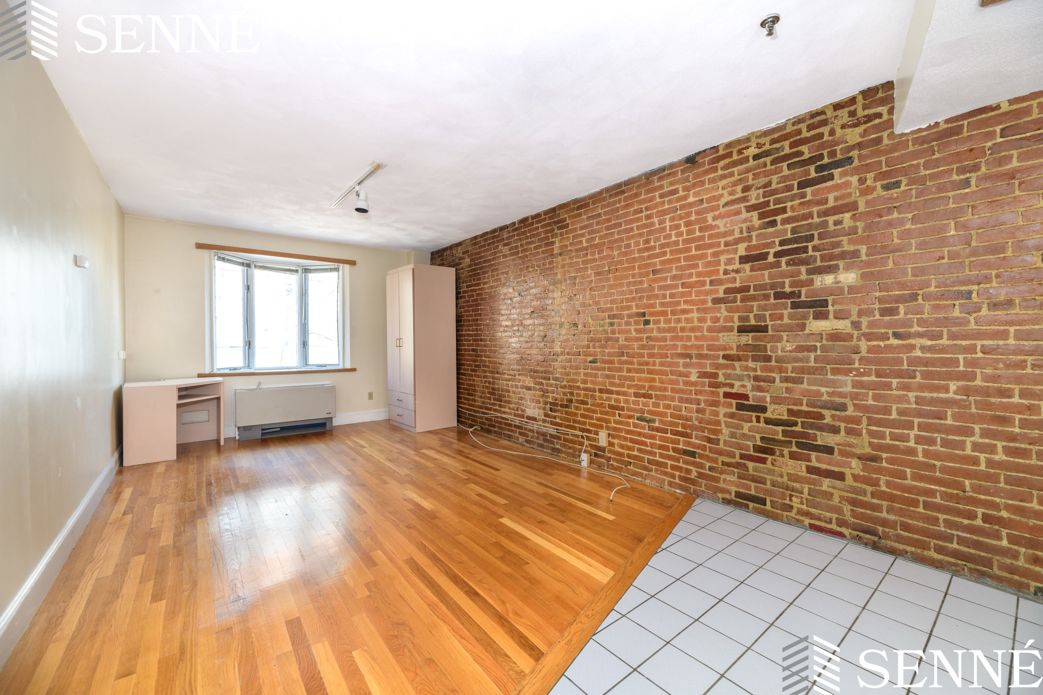 12 Mount Auburn St, Harvard Square