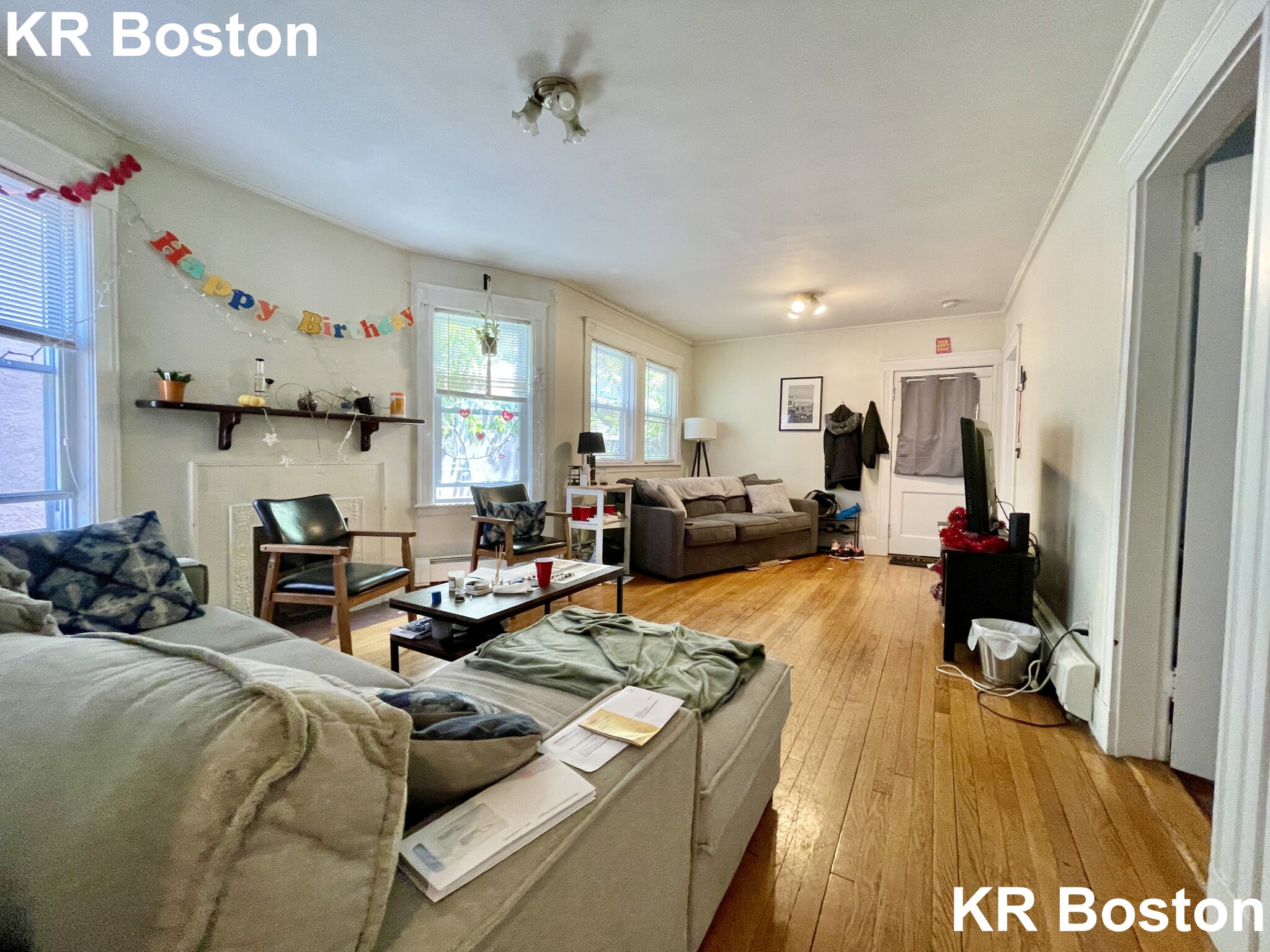 786 Washington St, Chestnut Hill