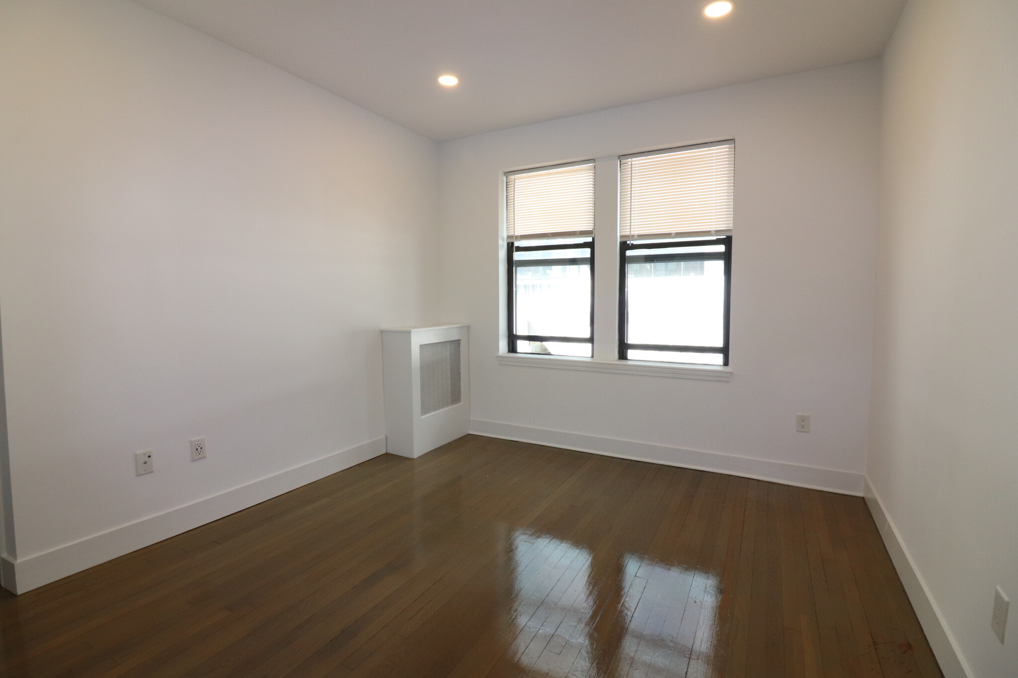 19 Peterborough St, Fenway