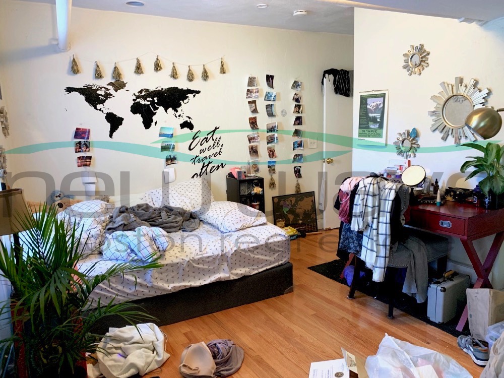 136 Hemenway, Fenway