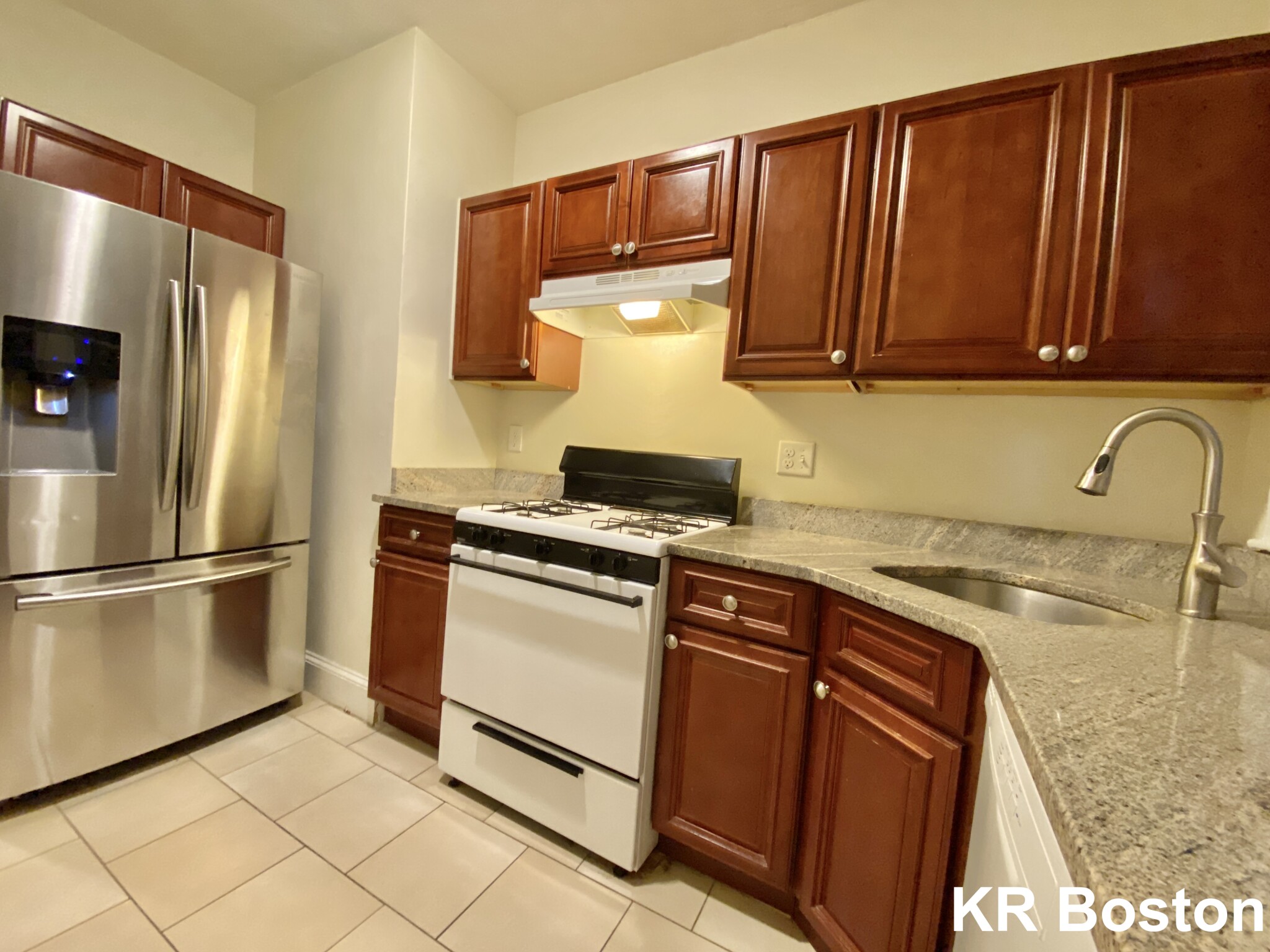 163 Summer St, Winter Hill