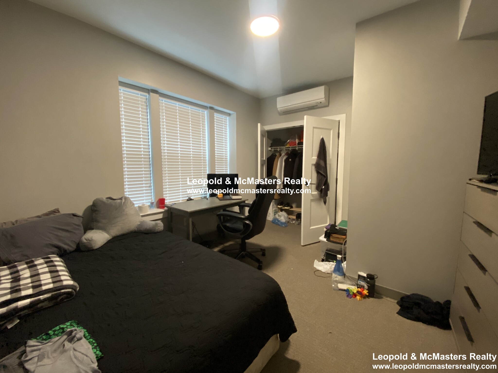 100 Hemenway St, Fenway