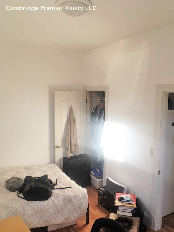 183 Columbia St, Cambridgeport