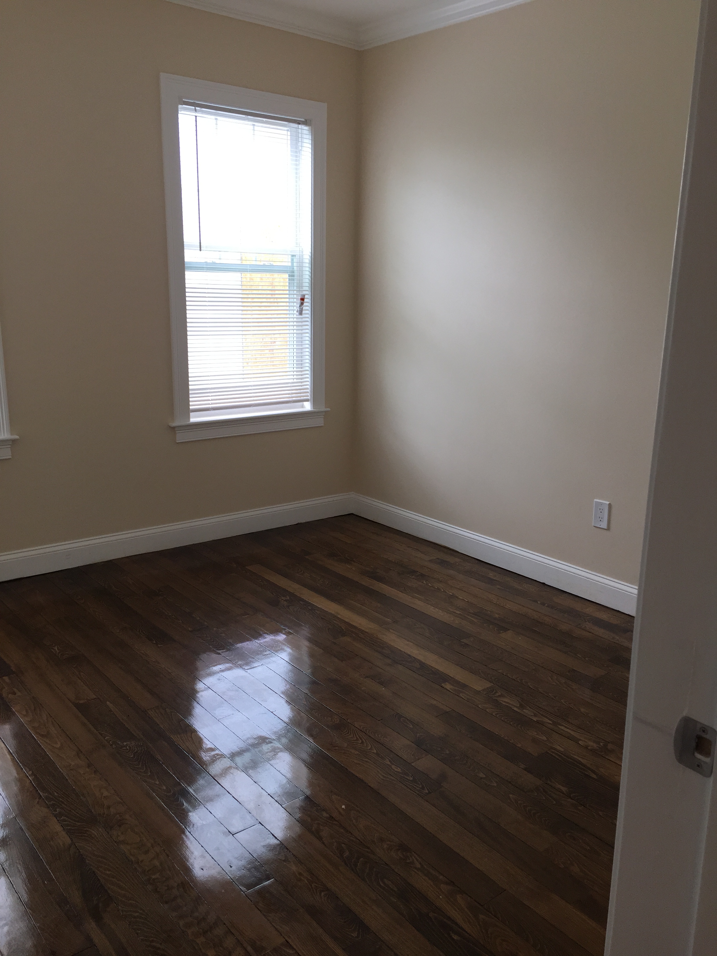 71 Walnut Park, Roxbury