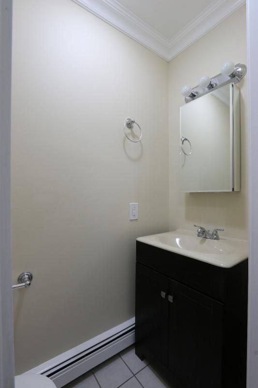 10 Guild St, Roxbury