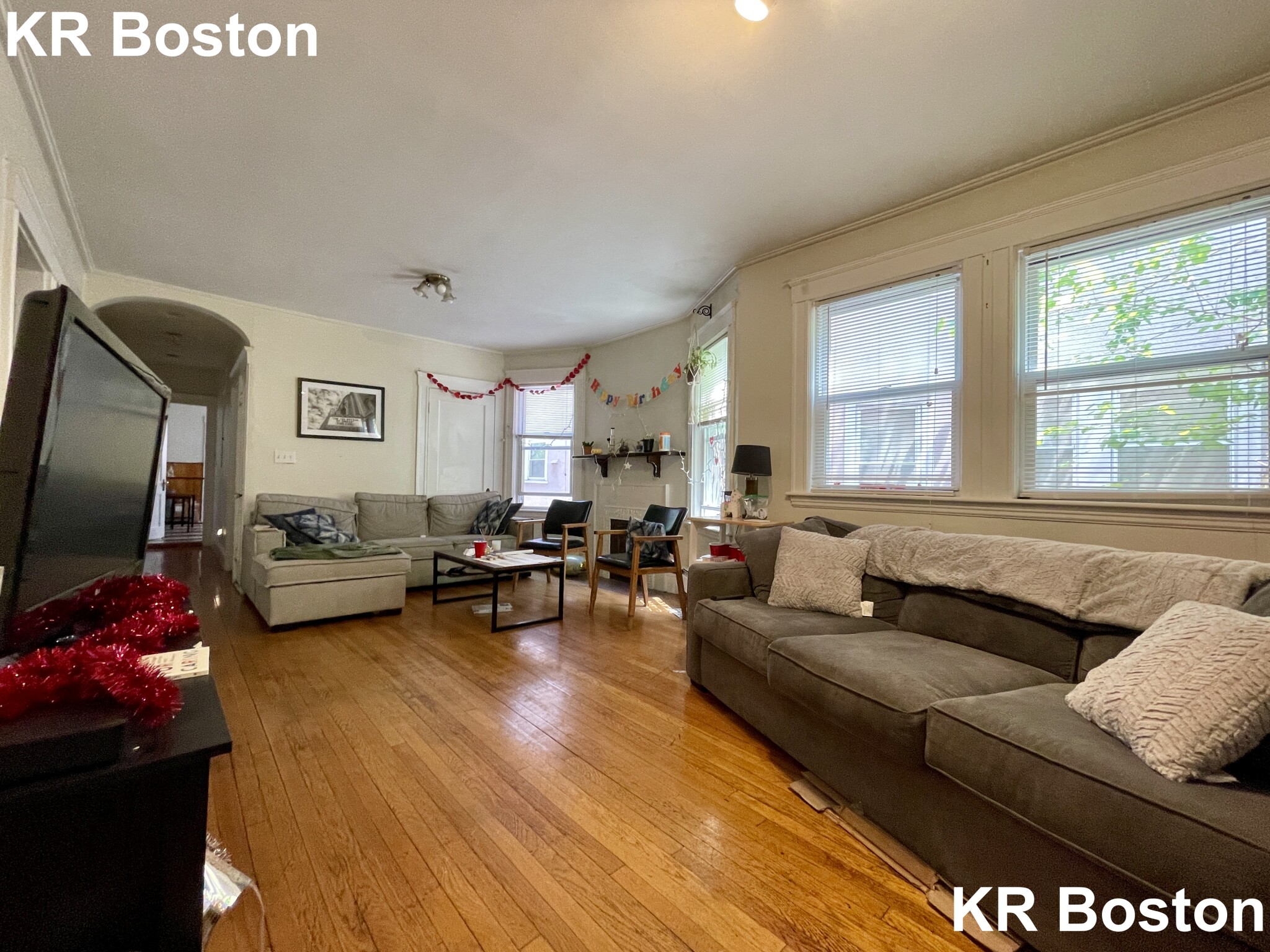 789 Washington St, Washington Square