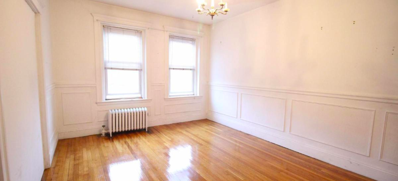 724 Washington St, Brookline Hills