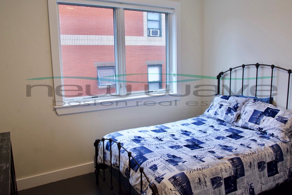 659 Massachusetts Ave, South End